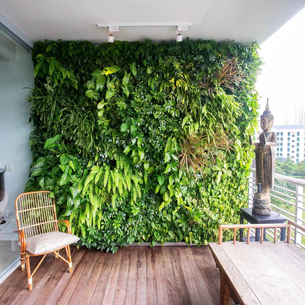 Vertical Gardens & Green Walls